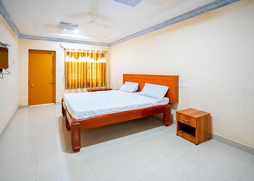Tamil Nadu Hosur Standard Double Room