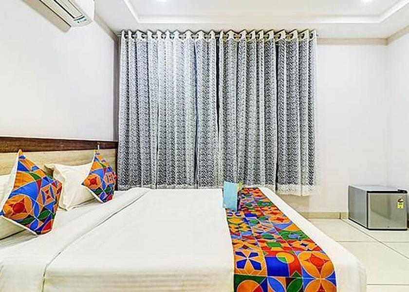 Madhya Pradesh Indore Room