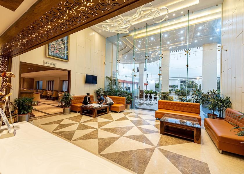 Uttar Pradesh Lucknow Public Areas