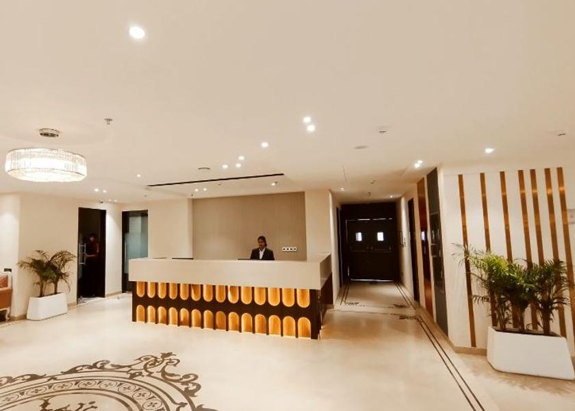 Uttar Pradesh Lucknow Public Areas