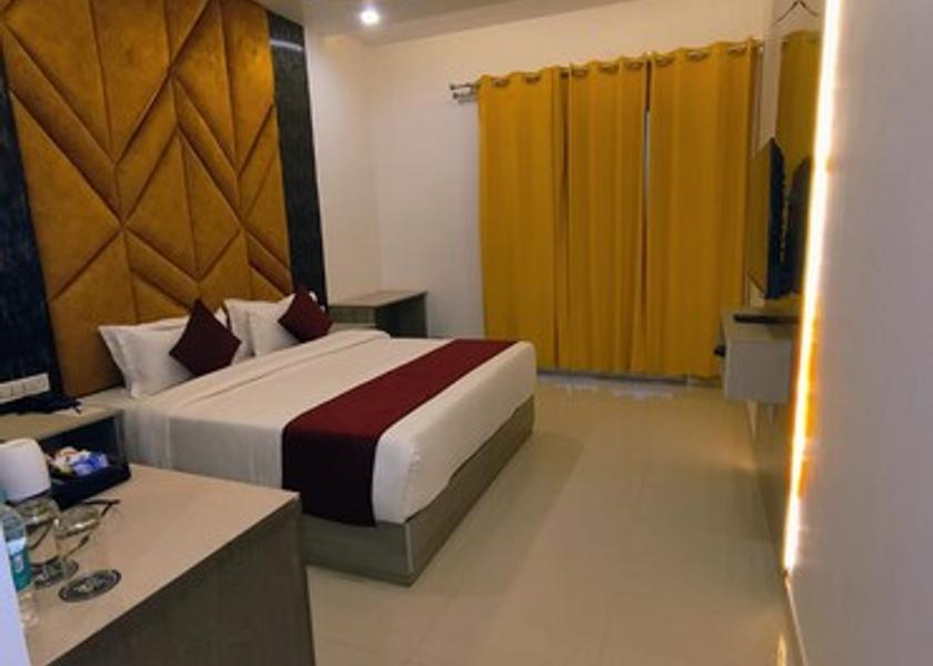 Uttar Pradesh Moradabad Suite Room