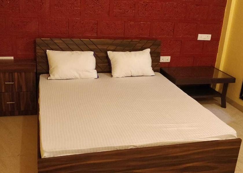 Maharashtra Kashid Room