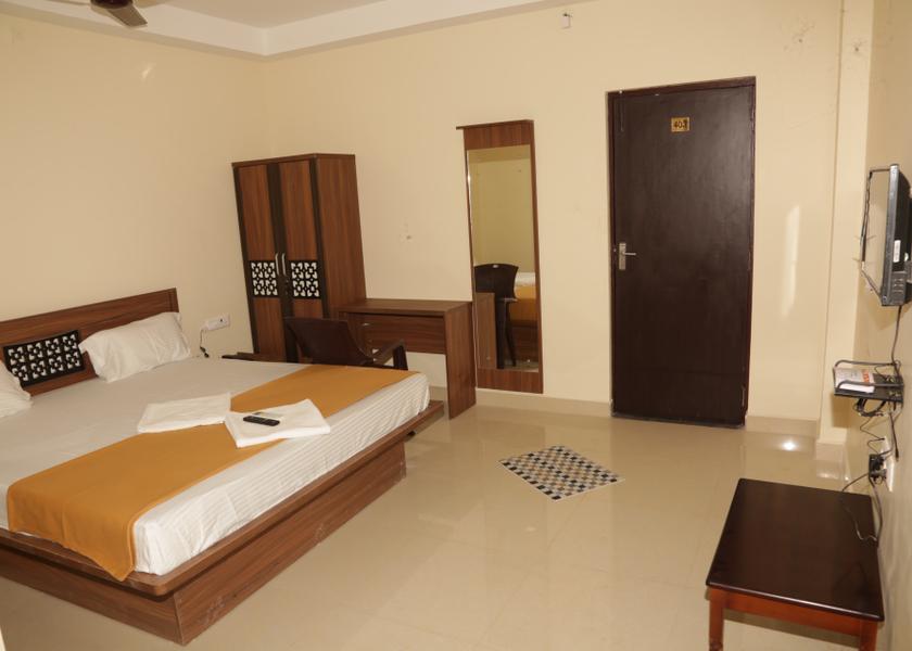 Tamil Nadu Velankanni Deluxe Double Room AC