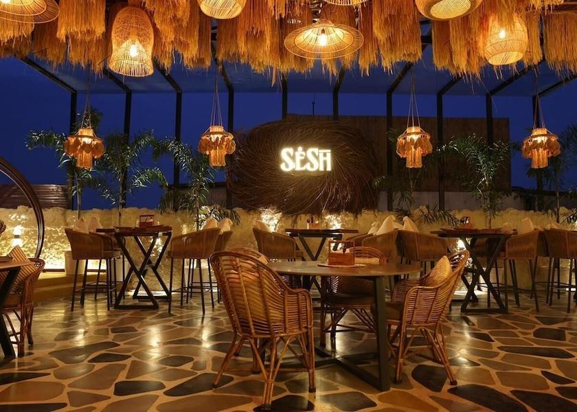 Delhi Delhi Cafe