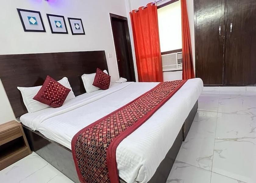 Delhi Delhi Room