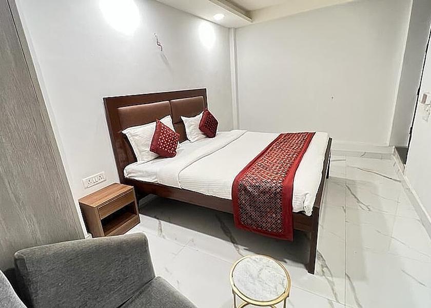 Delhi Delhi Room