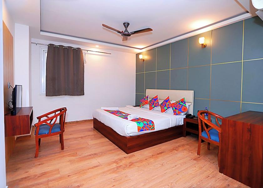 Uttar Pradesh Noida Room