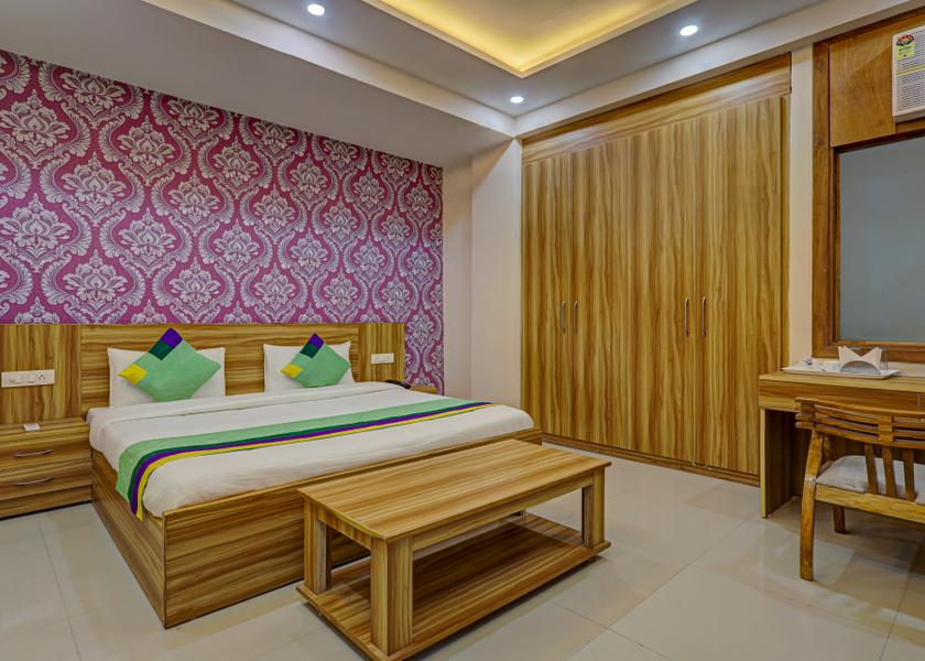 Uttar Pradesh Noida Standard Double Room