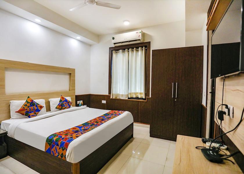 Maharashtra Vadgaon Room