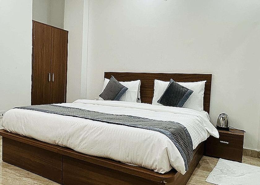 Uttar Pradesh Noida Room