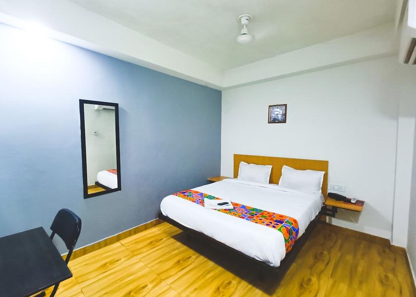 Uttar Pradesh Noida Room
