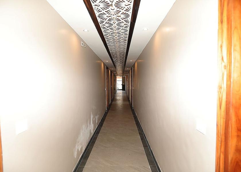 Uttar Pradesh Noida Lobby
