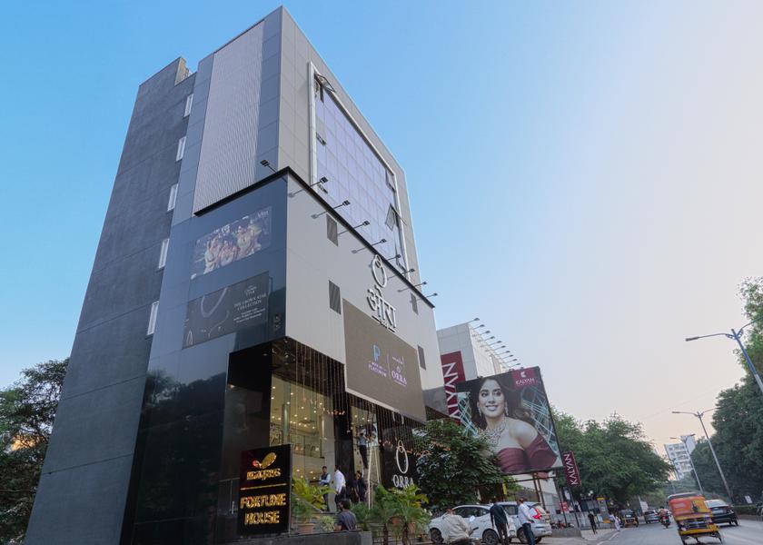 Maharashtra Pune Hotel Exterior