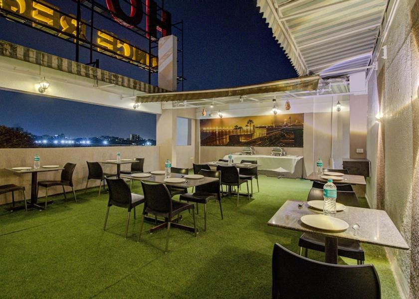 Maharashtra Pune Restaurant
