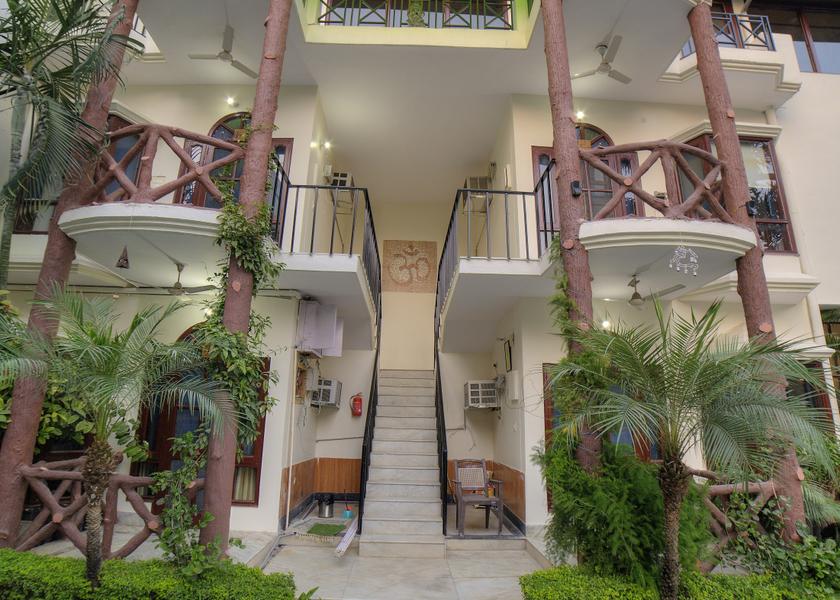 Uttarakhand Rishikesh Hotel Exterior