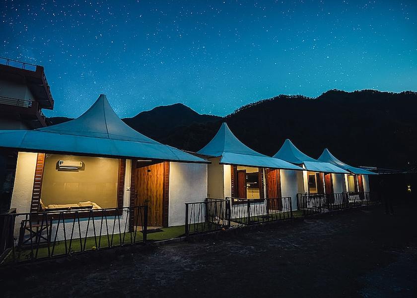 Uttarakhand Rishikesh Facade