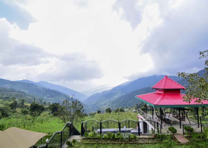 Himachal Pradesh Chail Hotel View