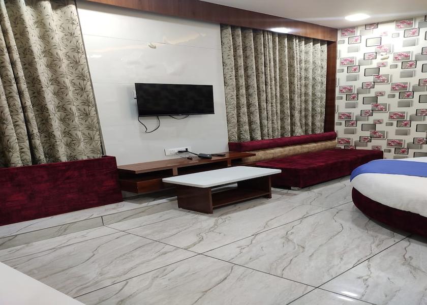 Gujarat Vadodara Room