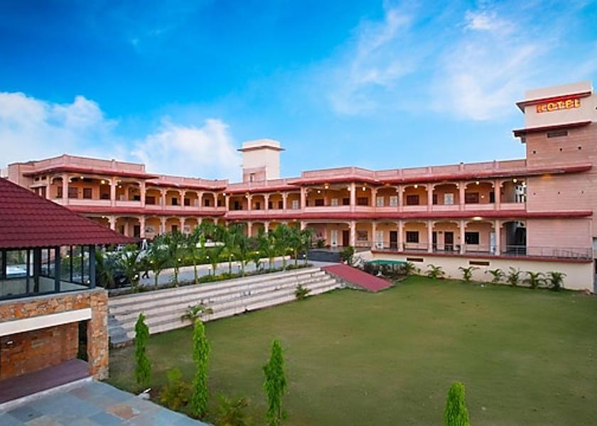 Rajasthan Kumbhalgarh Hotel Exterior