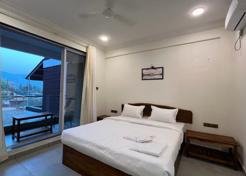 Maharashtra Dapoli Super Deluxe Room