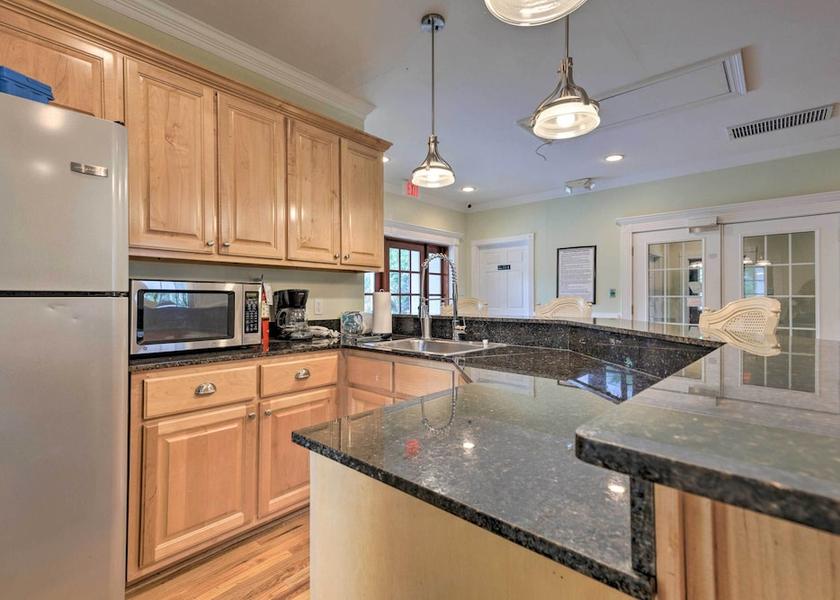 Alabama Mobile Interior Entrance