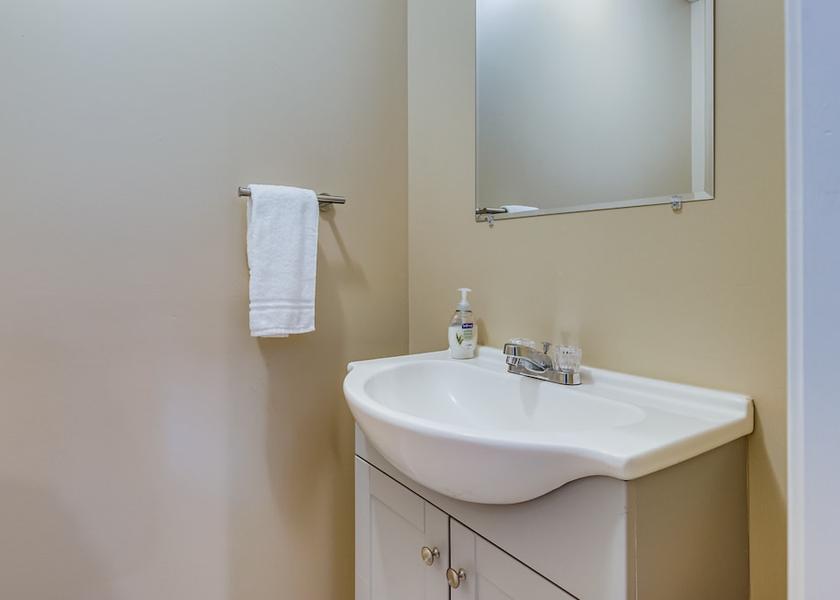 Alabama Mobile Interior Entrance