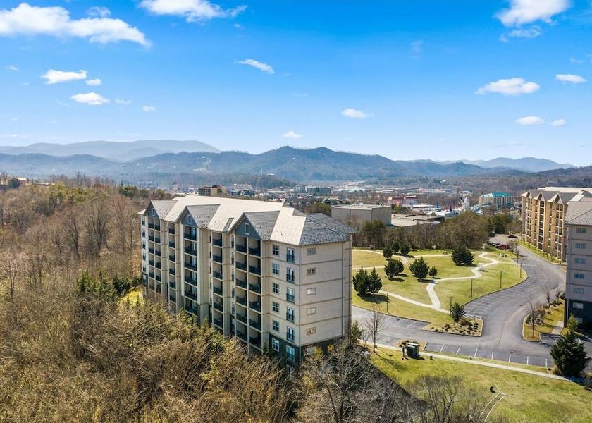 Tennessee Pigeon Forge Exterior Detail