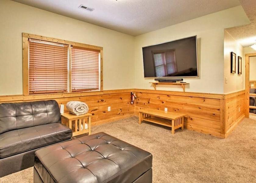 Tennessee Pigeon Forge Interior Entrance