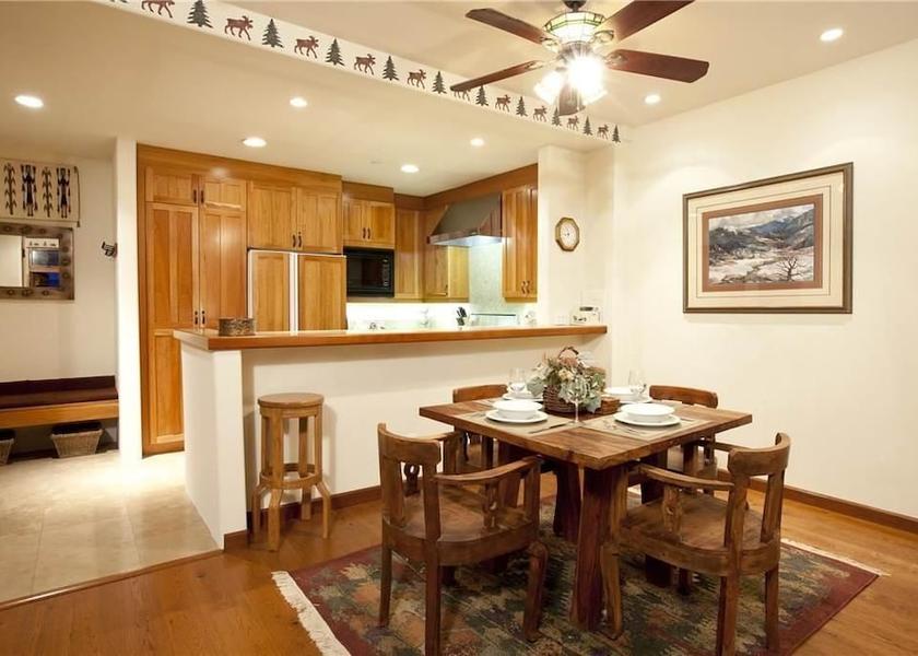 Colorado Telluride In-Room Dining