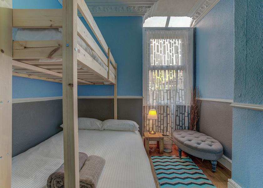 England Manchester Room