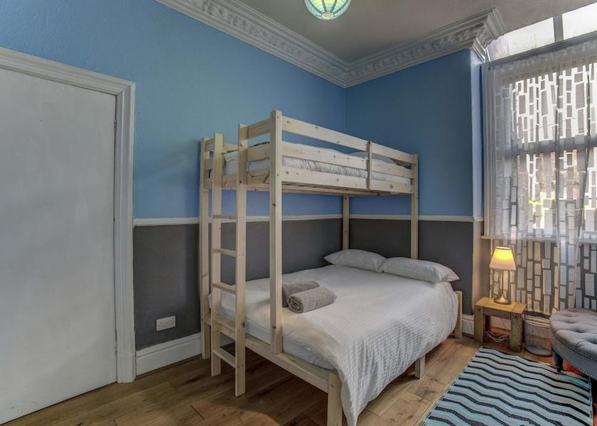 England Manchester Room