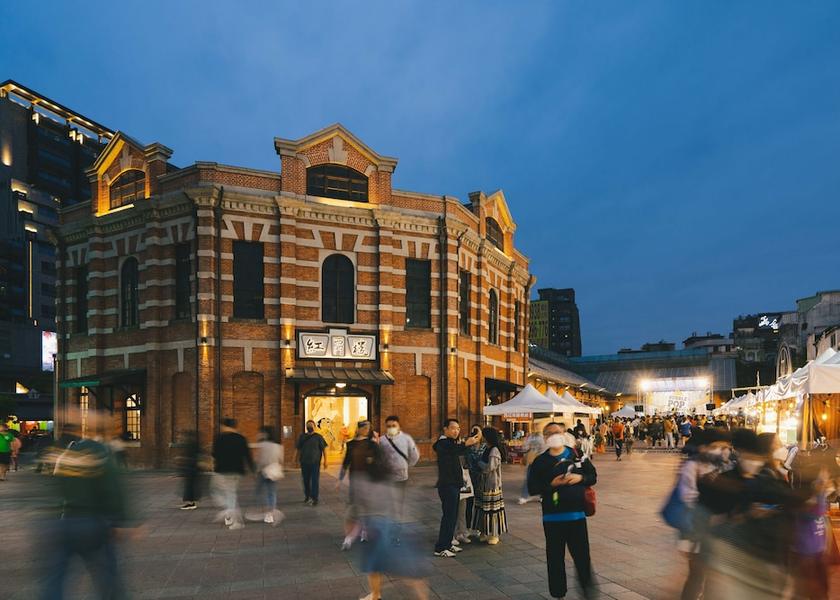  Taipei Exterior Detail