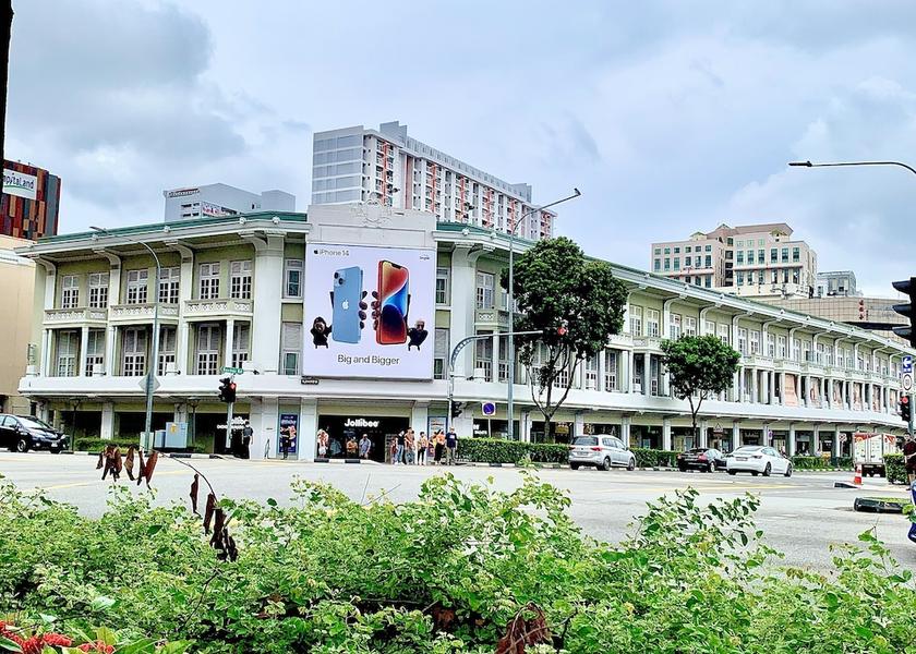  Singapore Exterior Detail