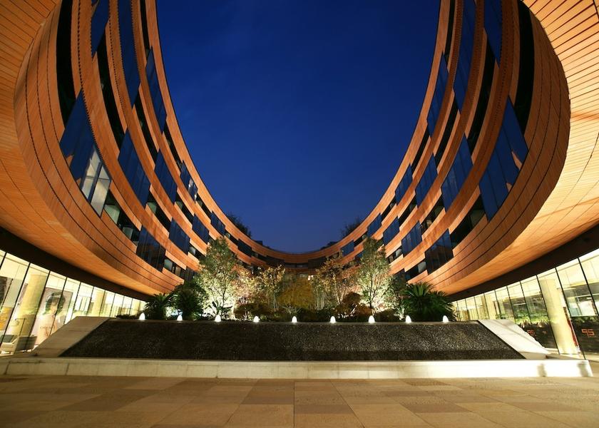  Shanghai Exterior