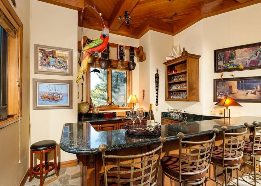 Colorado Aspen In-Room Dining