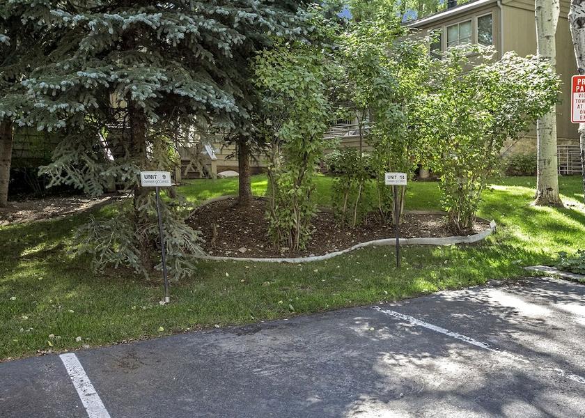 Colorado Aspen Exterior Detail