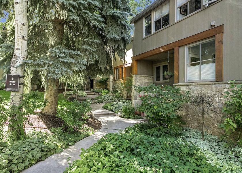 Colorado Aspen Exterior Detail