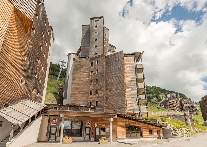 Auvergne-Rhone-Alpes Morzine Facade