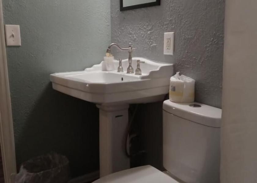 Colorado Colorado Springs Bathroom