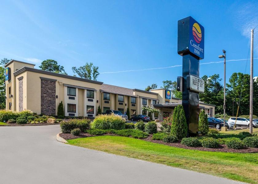 Mississippi Tupelo Exterior Detail