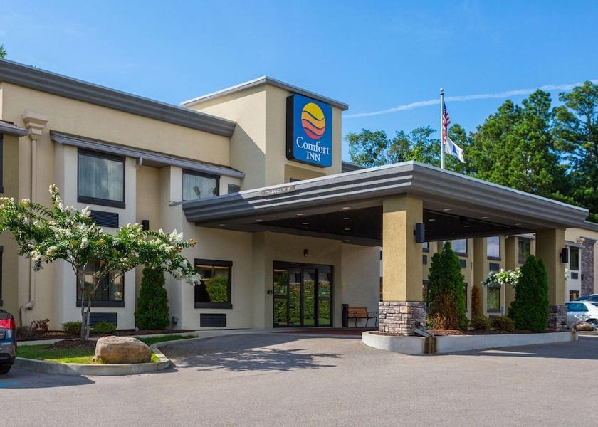 Mississippi Tupelo Exterior Detail