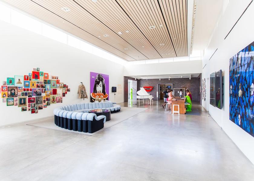 Arkansas bentonville Lobby