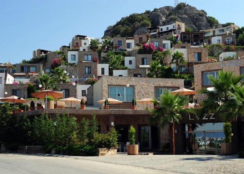 Muğla Bodrum Property entrance