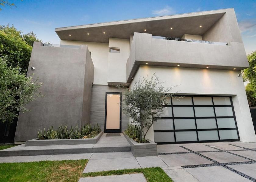 California Los Angeles Exterior Detail