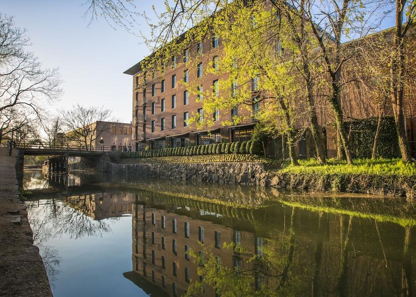 Virginia Washington Primary image