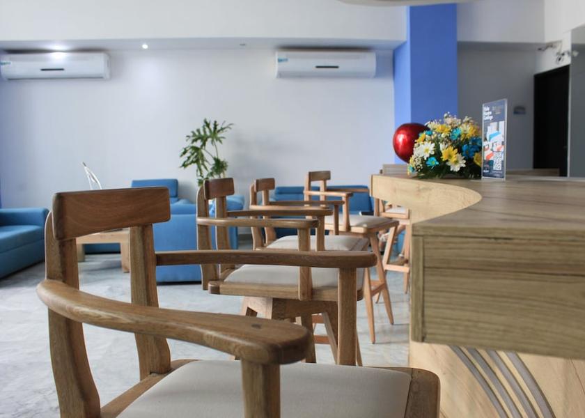 Bolívar Cartagena Reception