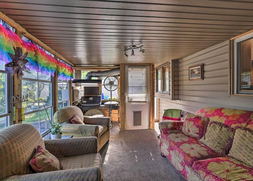 Nebraska Omaha Interior Entrance