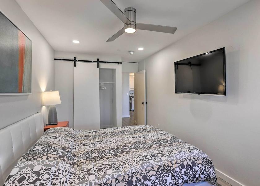 Nebraska Omaha Interior Entrance