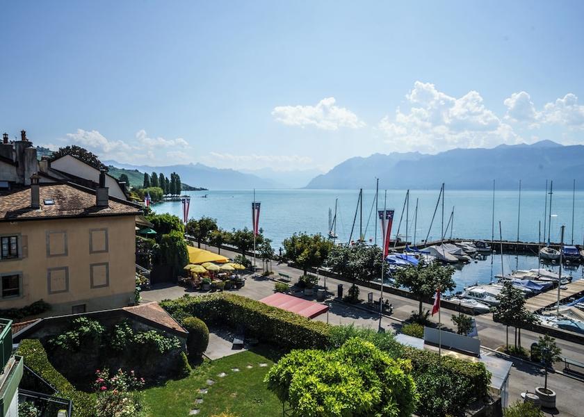 Canton of Vaud Lutry Room