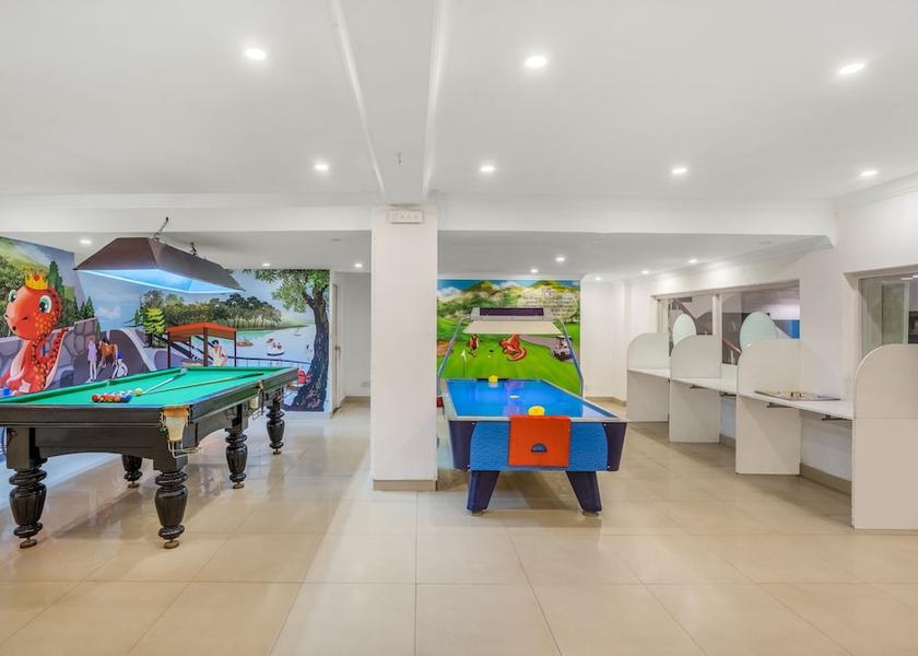 Tamil Nadu Kodaikanal Children's play area - indoor